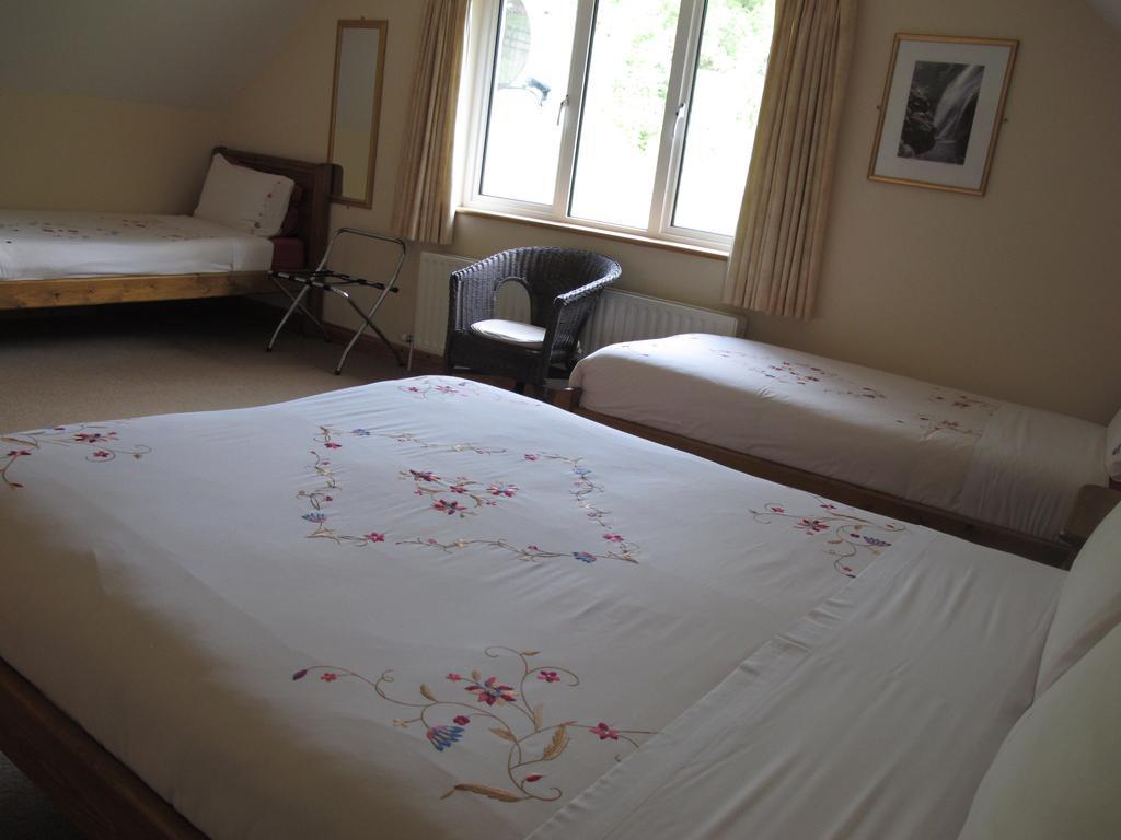 Riversdale House Accommodation Лараг Екстериор снимка