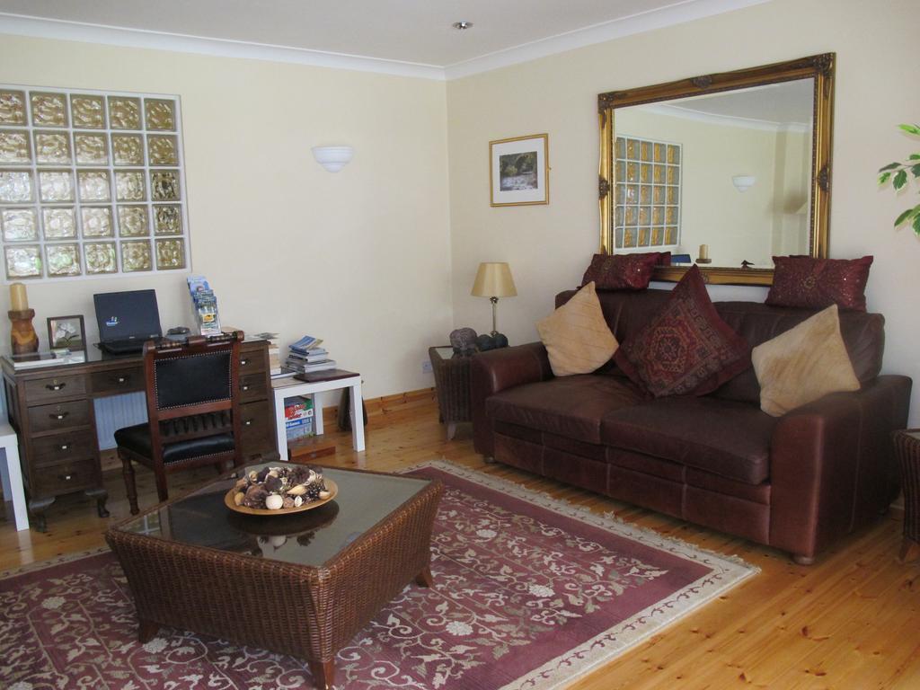 Riversdale House Accommodation Лараг Екстериор снимка